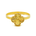 Shimmering Ornamental 21k Gold Clover Ring