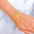 vibrant-elegant-22k-gold-bracelet