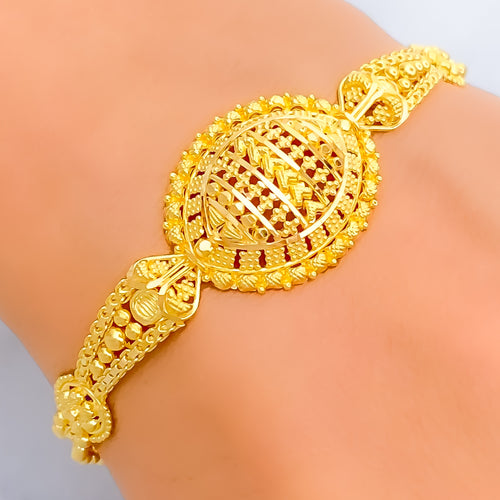 radiant-ritzy-22k-gold-bracelet