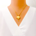 Shimmering Diamond Shaped 22k Gold Necklace Set