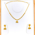 sophisticated-shimmering-22k-gold-necklace-set