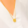 Decorative Floral 21k Gold Striped Necklace 