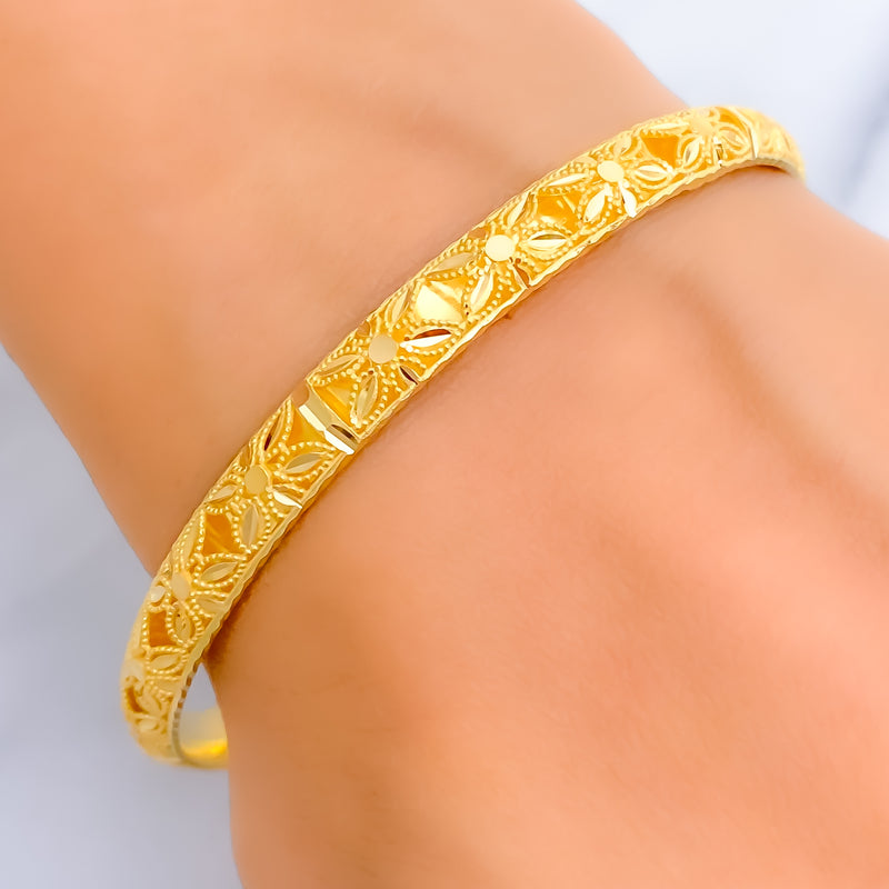 refined-brilliant-floral-21k-gold-bangle