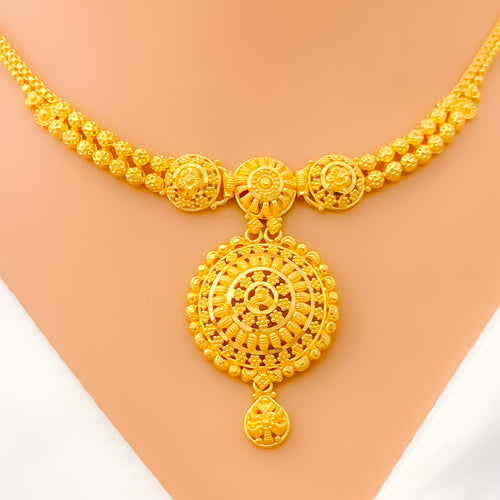 Opulent Gleaming 22k Gold Necklace Set 