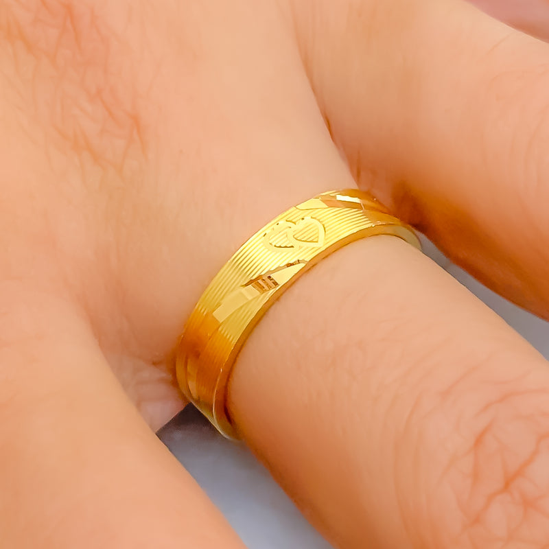 elegant-dual-heart-22k-gold-band