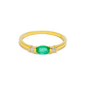 minimalist-sleek-18k-gold-diamond-ring