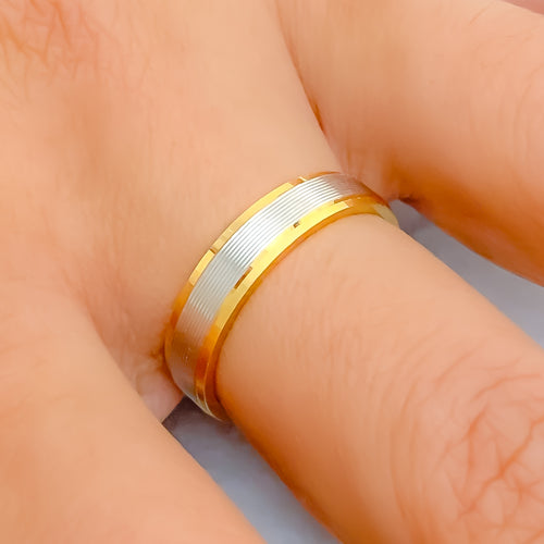 Minimalist Chic Two-Tone 22k Gold Band 