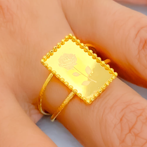 Charming Flower 21k Gold Ring