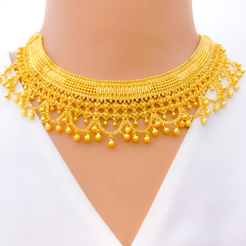 impressive-tasseled-22k-gold-necklace-set