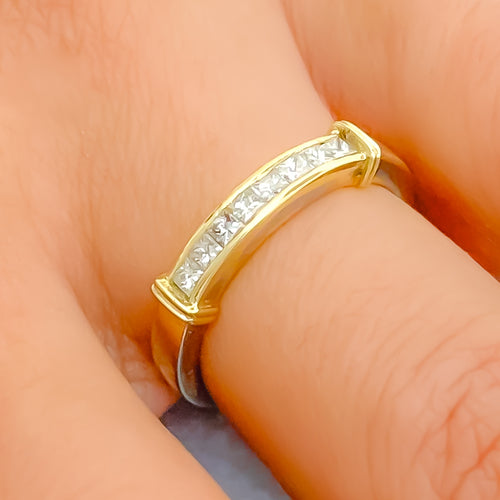 glistening-mod-diamond-18k-gold-ring