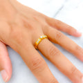 subtle-chic-diamond-18k-gold-ring