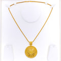 majestic-bold-22k-gold-pendant
