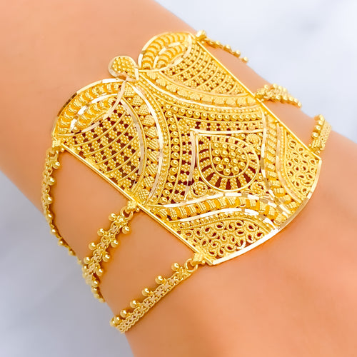 Distinctive Priceless 22k Gold Statement Bracelet 