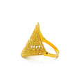 Stylish Grandiose 22K Gold Ring