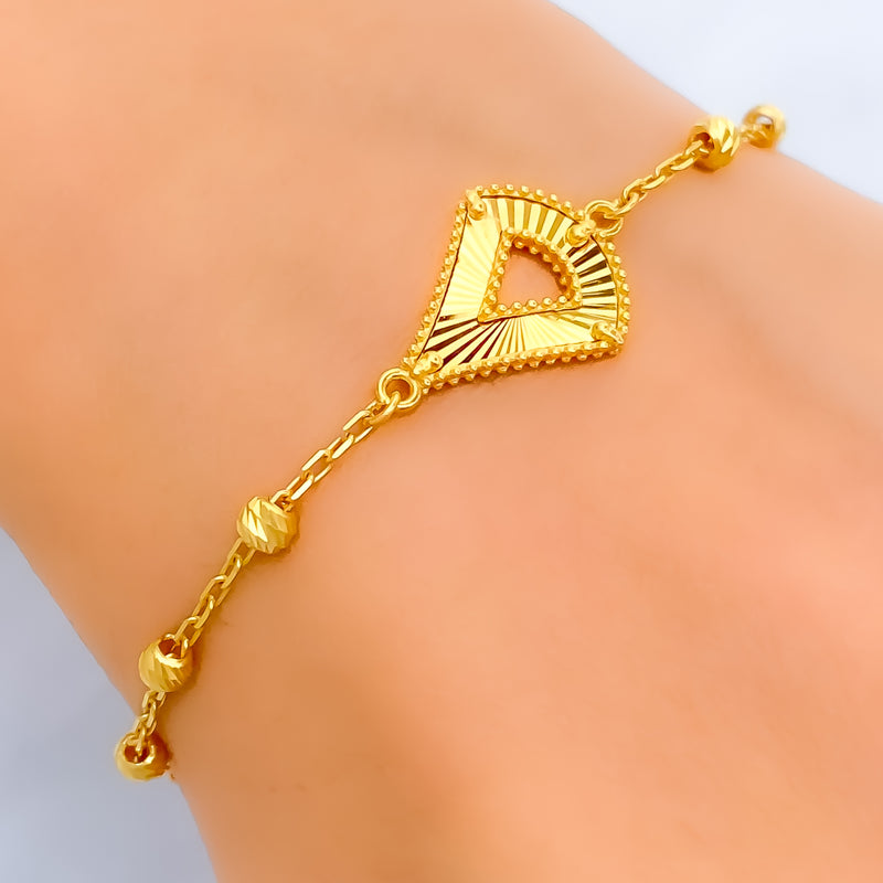 geometric-attractive-21k-gold-bracelet