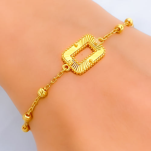 palatial-jazzy-21k-gold-bracelet