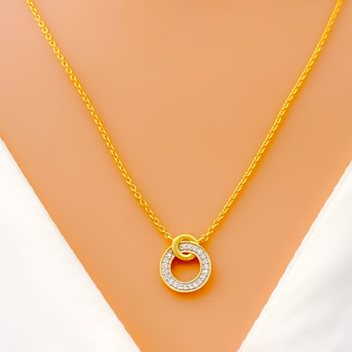 Dazzling Round Diamond + 18k Gold Necklace