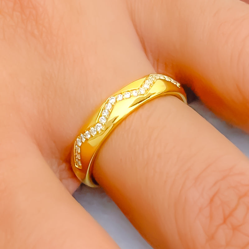 Delicate Delightful 18K Gold + Diamond Ring 