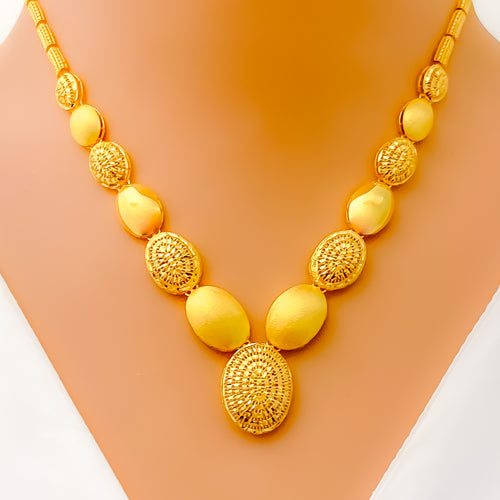 Shimmering High Finished 22k Gold Oval Necklace Set