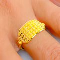 versatile-vibrant-22k-gold-ring