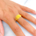 versatile-vibrant-22k-gold-ring