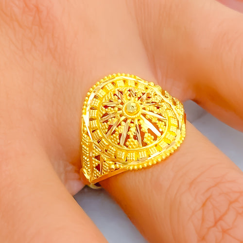 luscious-round-22k-gold-ring