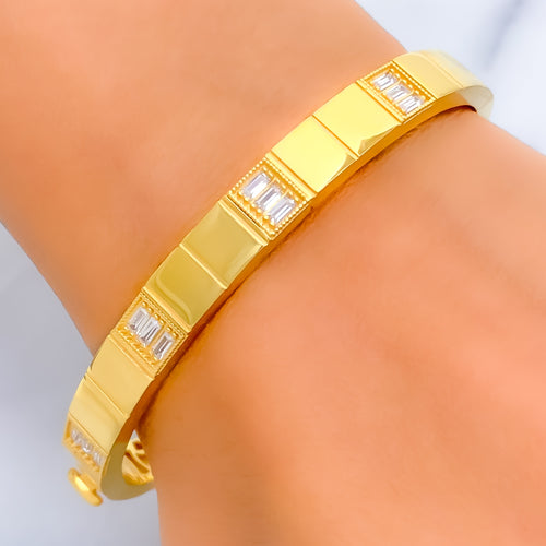 dazzling-tasteful-21k-gold-bangle-bracelet