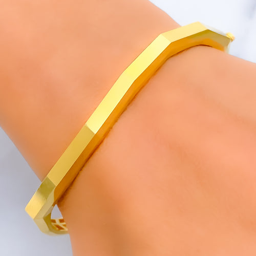 tasteful-radiant-21k-gold-bangle-bracelet