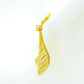 shiny-wavy-striped-18k-gold-diamond-earrings