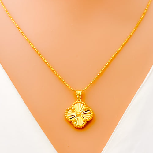 Blooming Dazzle 21k Gold Clover Necklace Set