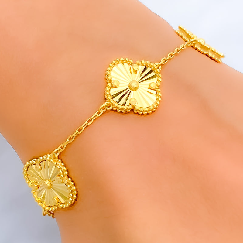 delightful-shimmering-21k-gold-bracelet