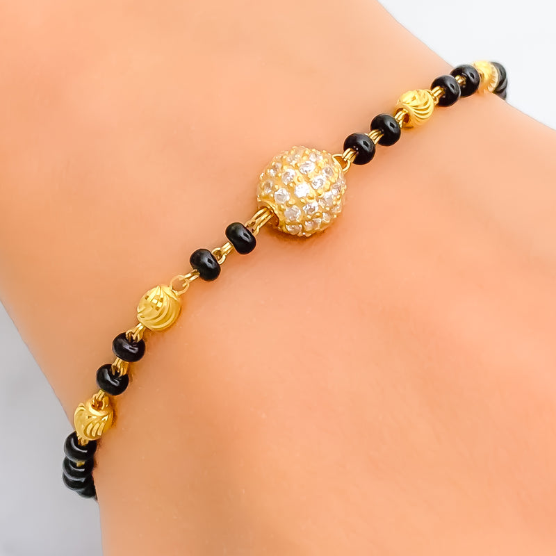 beautiful-orb-22k-gold-black-bead-bracelet