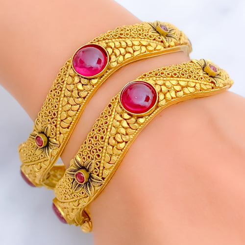 artistic-brilliant-22k-gold-antique-bangles