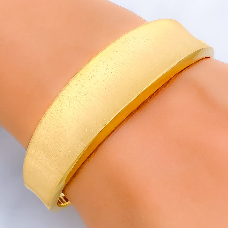 grand-stately-21k-statement-bangle-bracelet