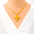 Heirloom Leaf 22K Gold Pendant Set