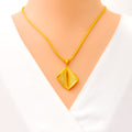 Stately Fashionable 22K Gold Pendant Set
