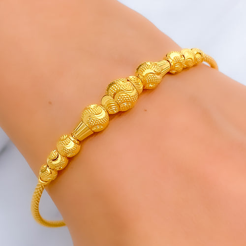 Classic Alluring Wavy 22k Gold Bangle Bracelet