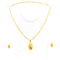 Rich Oval 22K Gold Pendant Set