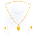 Vivid Lustrous 22K Gold Pendant Set