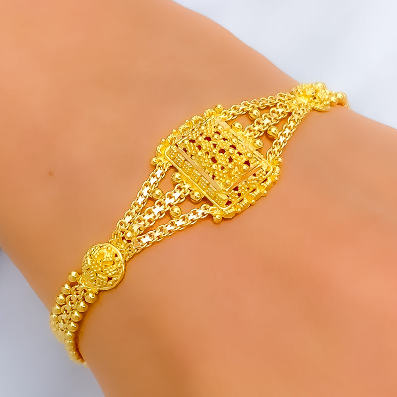 Stylish Lush 22k Gold Bracelet