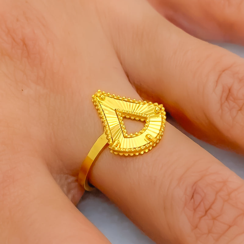 Vibrant Versatile 21k Gold Ring
