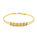 Attractive bold 22k Gold Flexi Bangle Bracelet W/Pearl