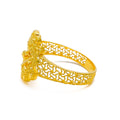 Glistening Dapper 22k Gold Flower Ring 
