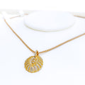 delicate-oval-ornate-diamond-18k-gold-pendant