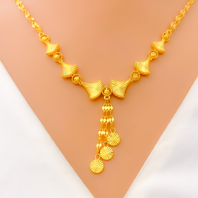 Charming Asymmetrical 21k Gold Reflective Necklace Set 