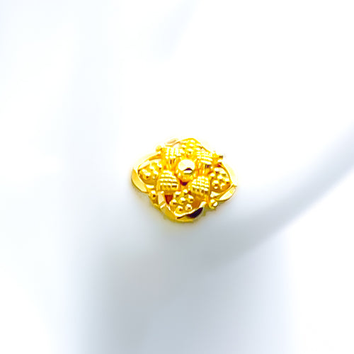 bold-exquisite-22k-gold-baby-earrings