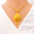 Elegant Paisley Leaf 22k Gold Pendant Set 