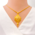 Lavish Twinkling Striped 22k Gold Pendant Set 