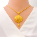 Exquisite Striped 22k Gold Artistic Pendant Set