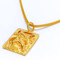 extravagant-rectangular-22k-gold-mesh-pendant